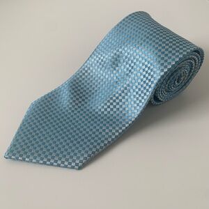 Roberto Di Antony Handmade 100% Silk Neck Tie.